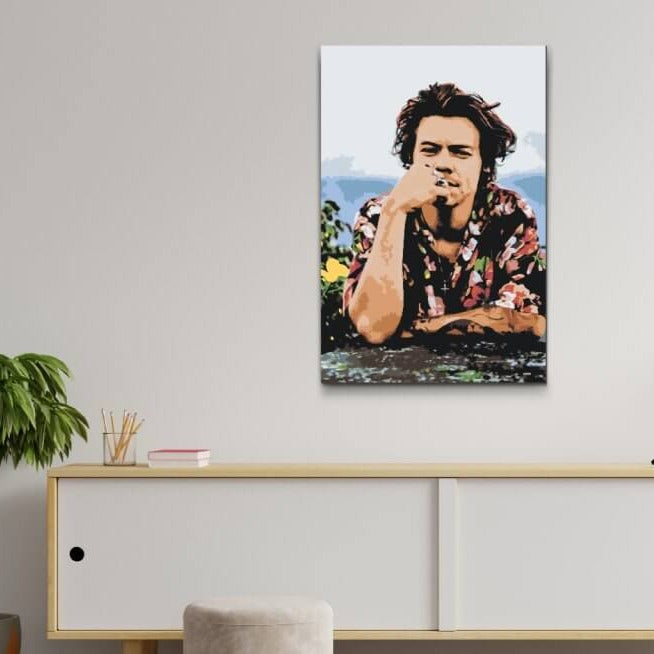 Harry Styles Paint by Numbers – avslappnad målning i utomhusmiljö