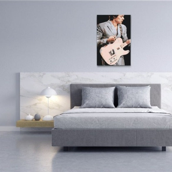 Harry Styles spelar gitarr med “End Gun Violence”-text – målningskit