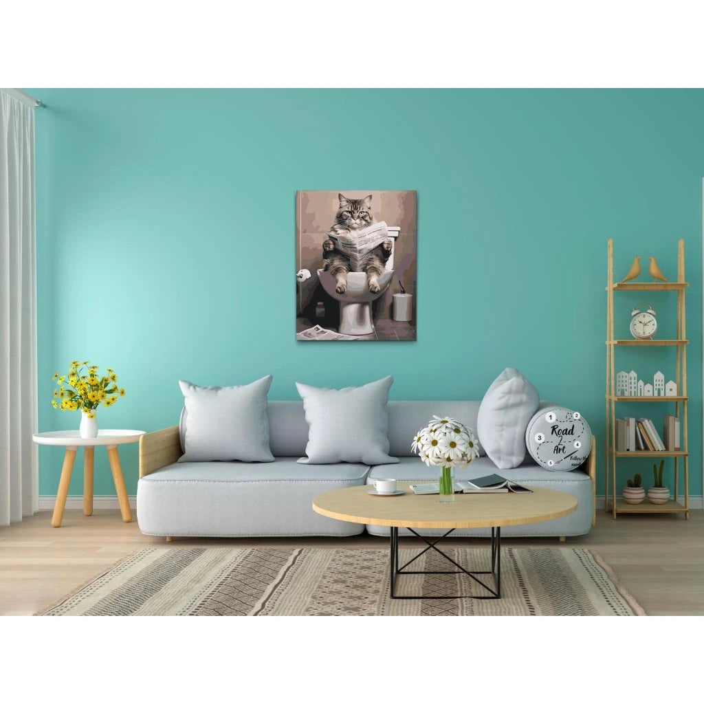 måla efter nummer katt med tidning i badrum